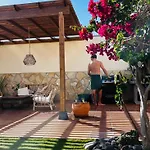 Casa Del Mar - Cozy House בית נופש אל מדאנו